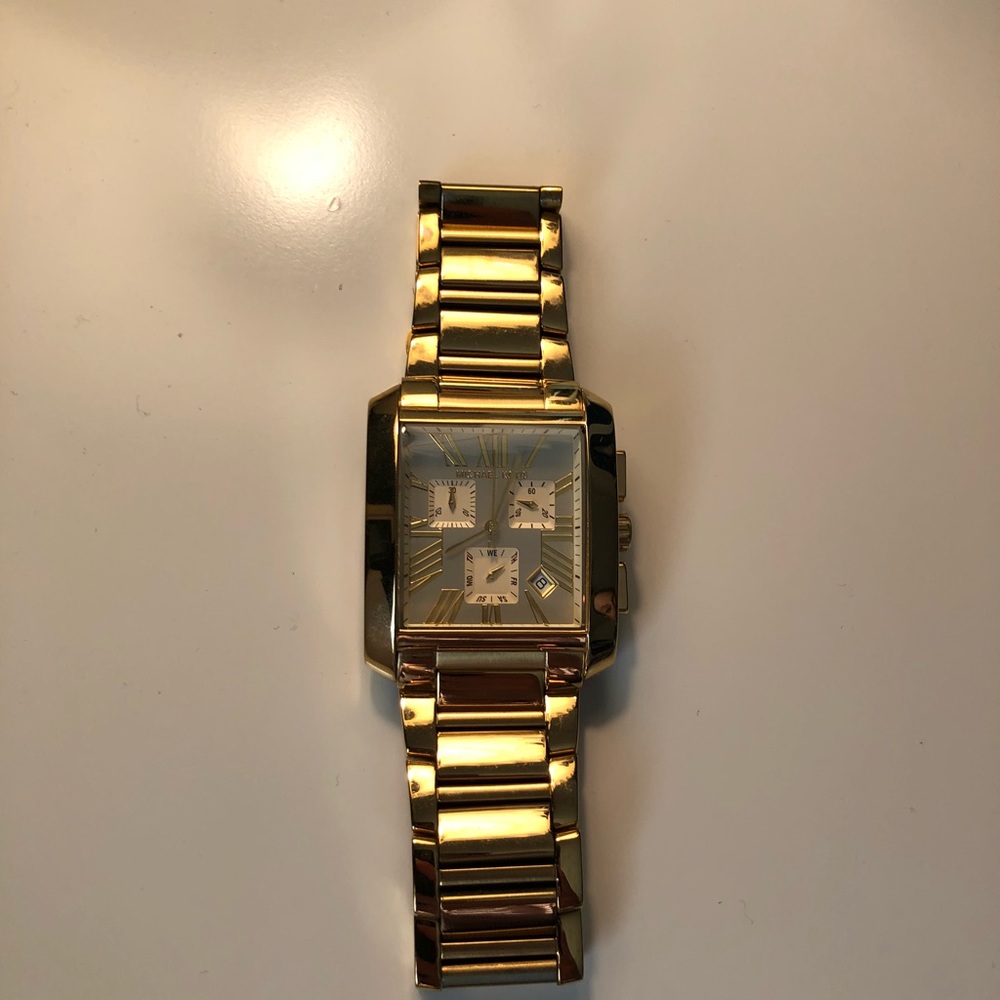 Michael Kors watch (gold)